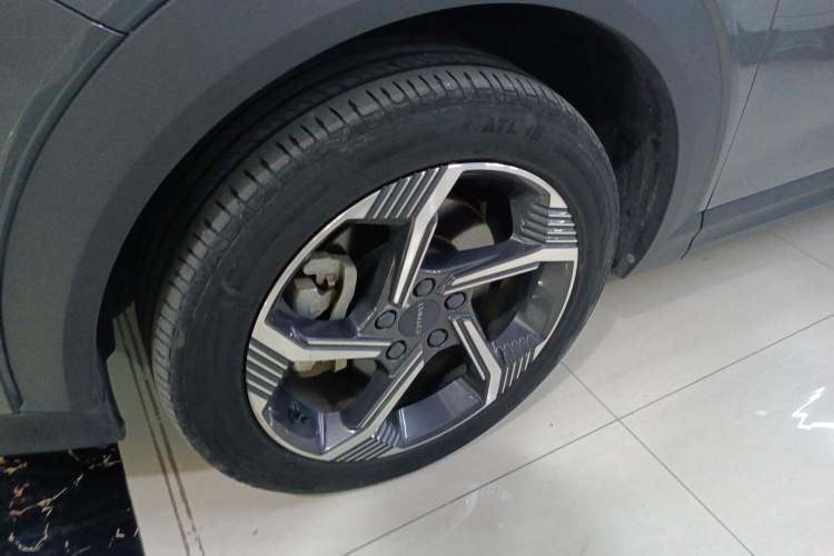 Used Lynk & Co 06 EM-P 2022 PHEV 84 km Range Pro Version Exterior 7