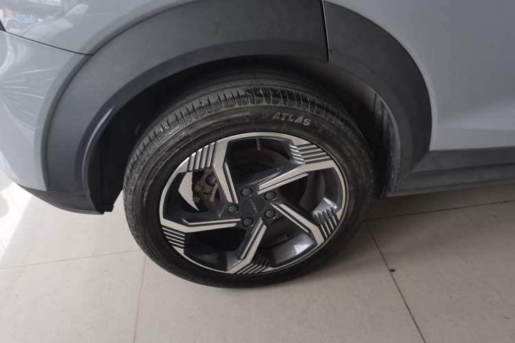 Used Lynk & Co 06 EM-P 2022 PHEV 84 km Range Pro Version Exterior 8