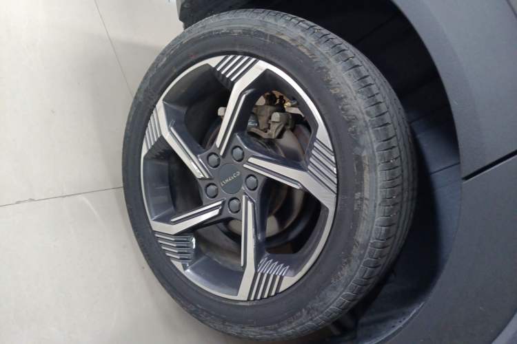Used Lynk & Co 06 EM-P 2022 PHEV 84 km Range Pro Version Exterior 8