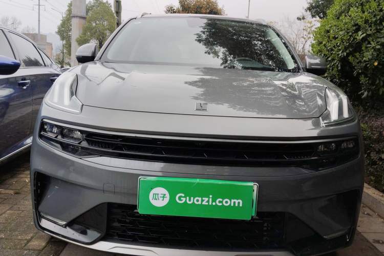 Used Lynk & Co 06 EM-P 2022 PHEV 84 km Range Pro Version Front