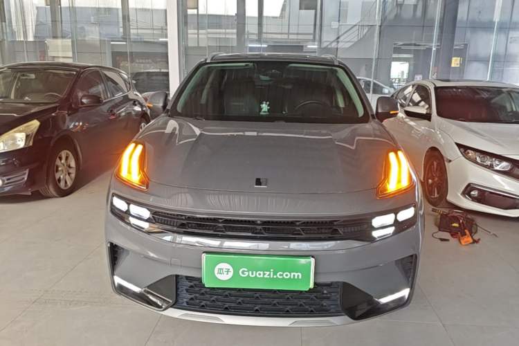 Used Lynk & Co 06 EM-P 2022 PHEV 84 km Range Pro Version Front