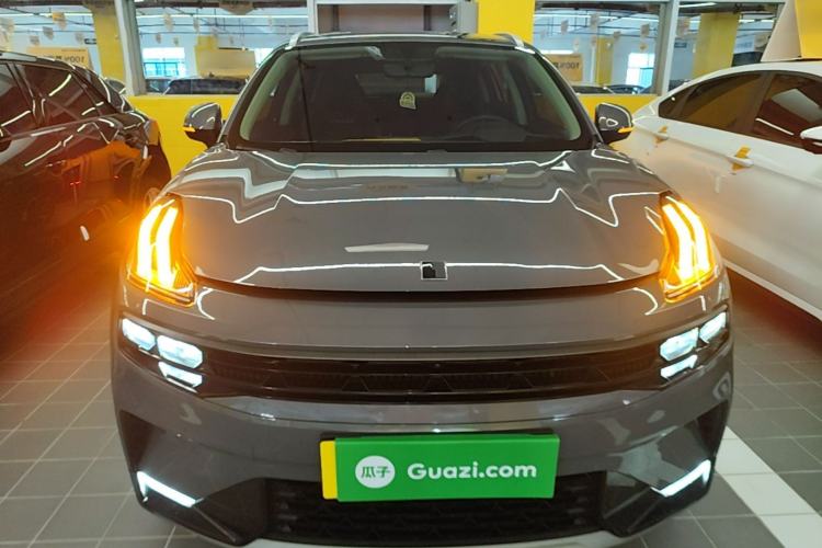 Used Lynk & Co 06 EM-P 2022 PHEV 84 km Range Pro Version Front