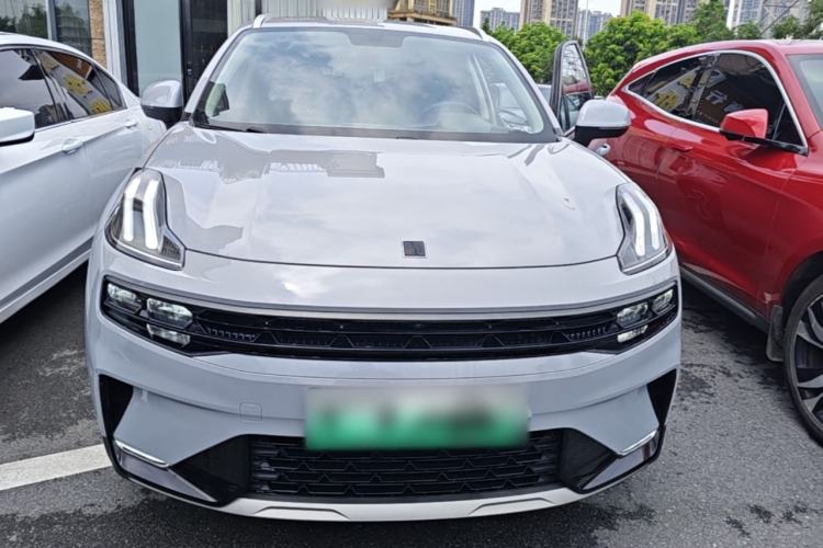 Used Lynk & Co 06 EM-P 2022 PHEV 84 km Range Pro Version Front