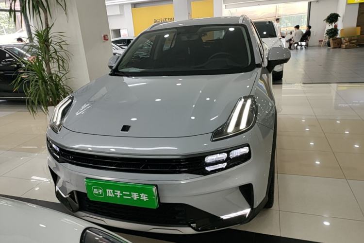 Used Lynk & Co 06 EM-P 2022 PHEV 84 km Range Pro Version Front