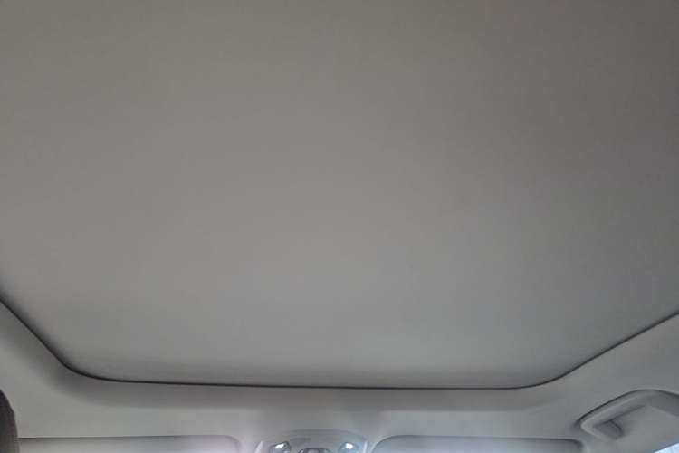 Used Lynk & Co 06 EM-P 2022 PHEV 84 km Range Pro Version Headliner