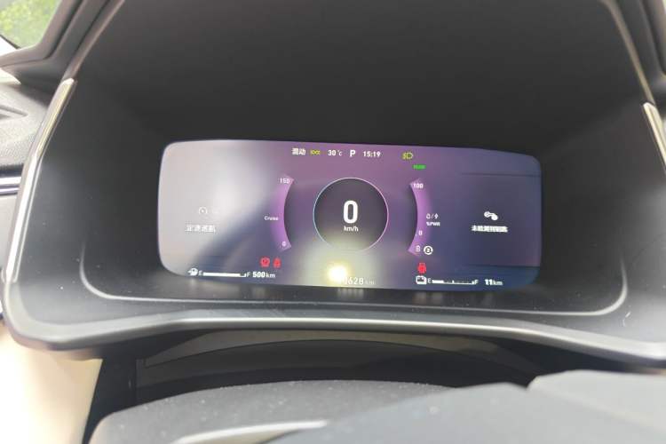 Used Lynk & Co 06 EM-P 2022 PHEV 84 km Range Pro Version Instrument Cluster