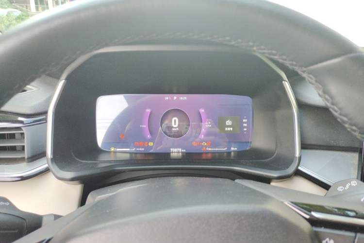 Used Lynk & Co 06 EM-P 2022 PHEV 84 km Range Pro Version Instrument Cluster
