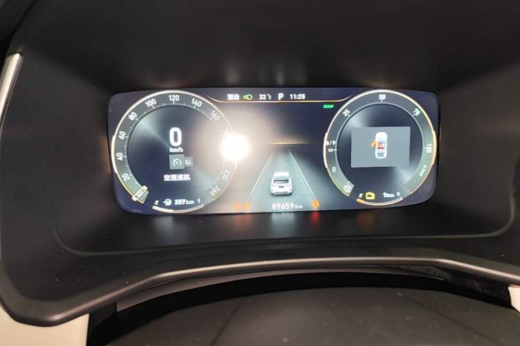 Used Lynk & Co 06 EM-P 2022 PHEV 84 km Range Pro Version Instrument Cluster