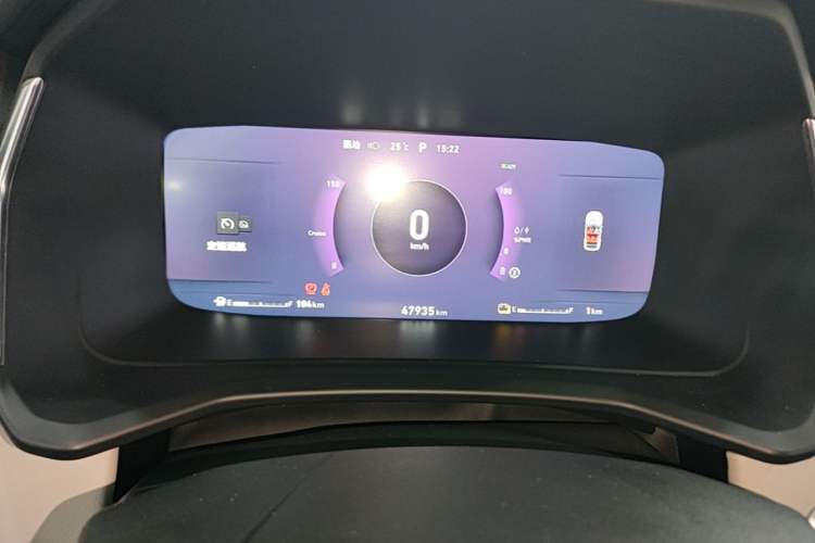 Used Lynk & Co 06 EM-P 2022 PHEV 84 km Range Pro Version Instrument Cluster
