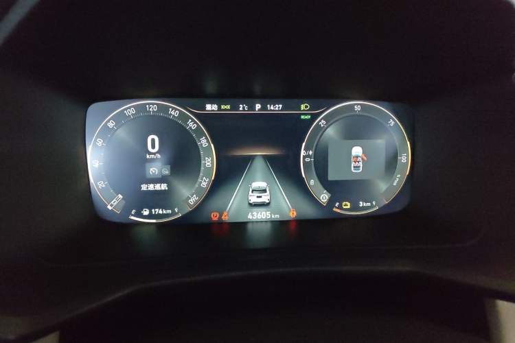 Used Lynk & Co 06 EM-P 2022 PHEV 84 km Range Pro Version Instrument Cluster