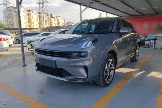 Lynk & Co 06 EM-P 2022 PHEV 84 km Range Pro Version с пробегом