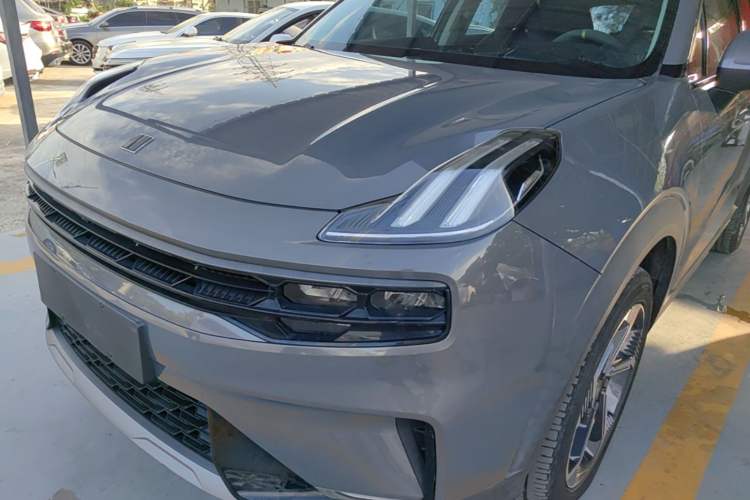 Used Lynk & Co 06 EM-P 2022 PHEV 84 km Range Pro Version Left Front Headlight