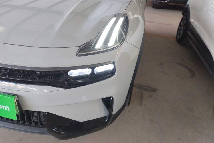 Used Lynk & Co 06 EM-P 2022 PHEV 84 km Range Pro Version Left Front Headlight