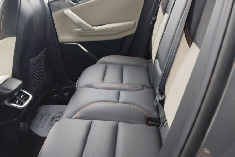 Used Lynk & Co 06 EM-P 2022 PHEV 84 km Range Pro Version Left Rear Seat