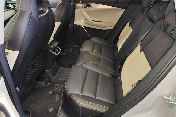 Used Lynk & Co 06 EM-P 2022 PHEV 84 km Range Pro Version Left Rear Seat