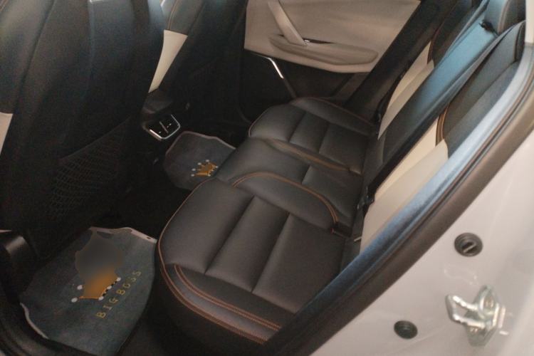 Used Lynk & Co 06 EM-P 2022 PHEV 84 km Range Pro Version Left Rear Seat