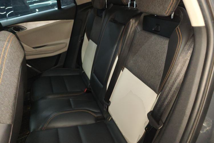 Used Lynk & Co 06 EM-P 2022 PHEV 84 km Range Pro Version Left Rear Seat