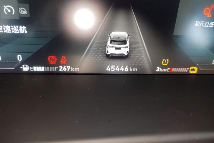 Used Lynk & Co 06 EM-P 2022 PHEV 84 km Range Pro Version Odometer Close Up