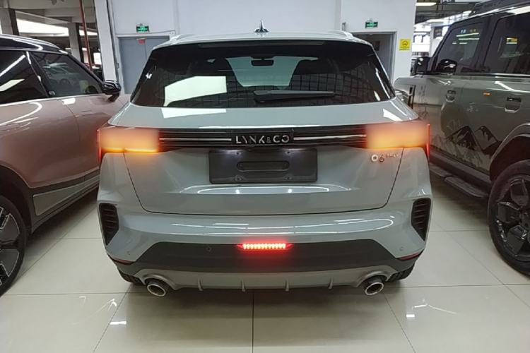 Used Lynk & Co 06 EM-P 2022 PHEV 84 km Range Pro Version Rear