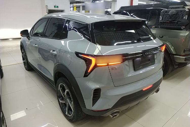 Used Lynk & Co 06 EM-P 2022 PHEV 84 km Range Pro Version Rear Left 45 Deg
