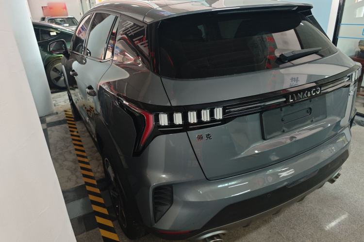 Used Lynk & Co 06 EM-P 2022 PHEV 84 km Range Pro Version Rear Left 45 Deg