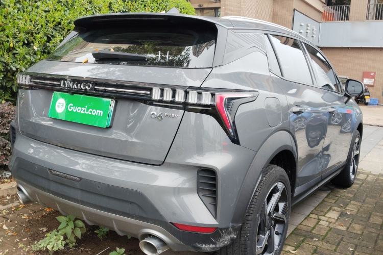 Used Lynk & Co 06 EM-P 2022 PHEV 84 km Range Pro Version Rear Right 45 Deg