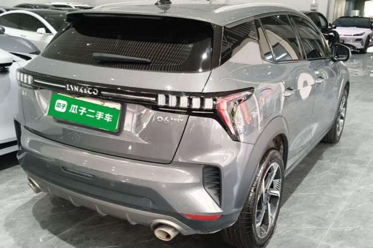 Used Lynk & Co 06 EM-P 2022 PHEV 84 km Range Pro Version Rear Right 45 Deg