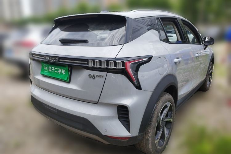 Used Lynk & Co 06 EM-P 2022 PHEV 84 km Range Pro Version Rear Right 45 Deg