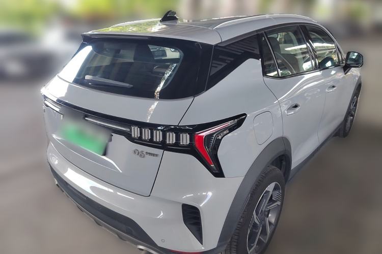 Used Lynk & Co 06 EM-P 2022 PHEV 84 km Range Pro Version Rear Right 45 Deg