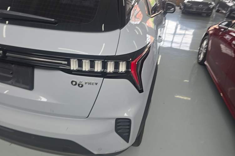 Used Lynk & Co 06 EM-P 2022 PHEV 84 km Range Pro Version Right Rear Taillight