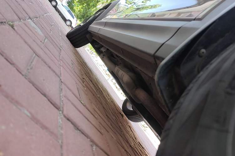 Used Lynk & Co 06 EM-P 2022 PHEV 84 km Range Pro Version Right Side Sill