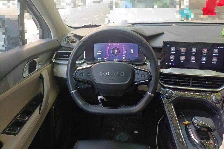 Used Lynk & Co 06 EM-P 2022 PHEV 84 km Range Pro Version Steering Wheel