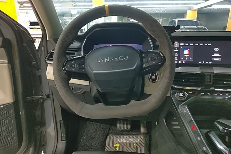 Used Lynk & Co 06 EM-P 2022 PHEV 84 km Range Pro Version Steering Wheel