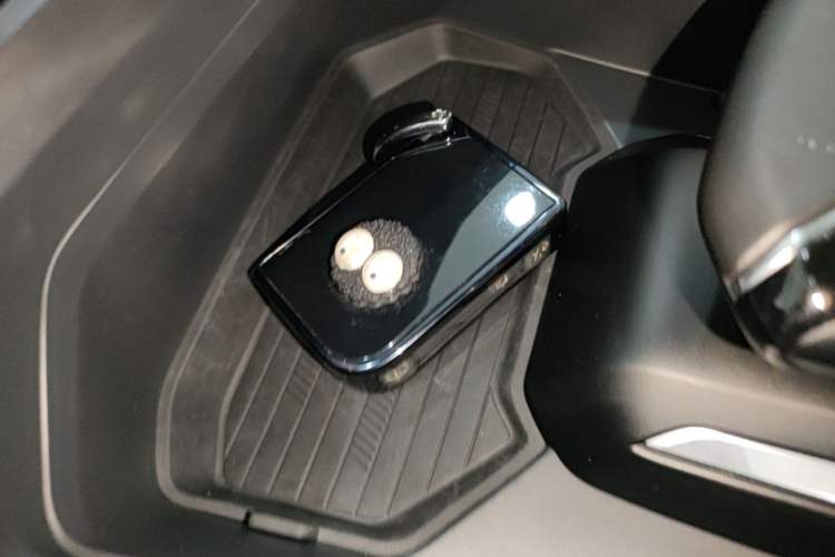 Used Lynk & Co 06 EM-P 2022 PHEV 84 km Range Pro Version Vehicle Key