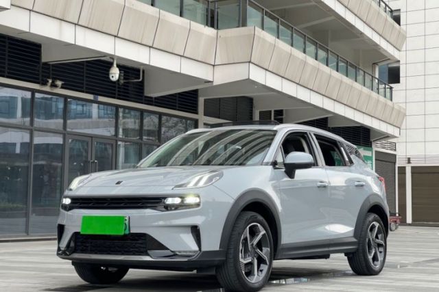 Used Lynk & Co 06 EM-P 2022 PHEV 84 km Range Pro Version