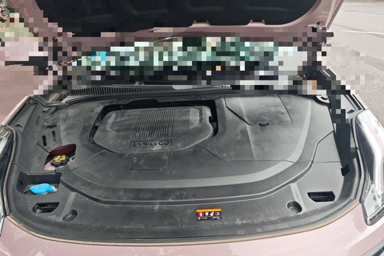Used Lynk & Co 06 EM-P 2022 PHEV Shero Pink Special Edition Engine Bay