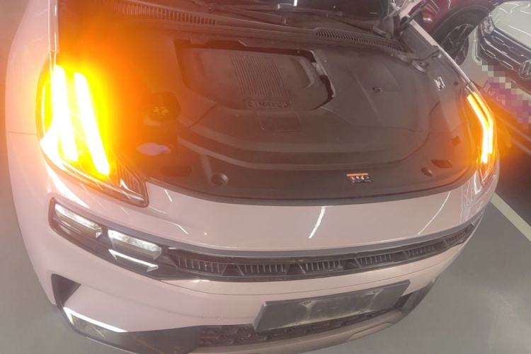 Used Lynk & Co 06 EM-P 2022 PHEV Shero Pink Special Edition Engine Bay