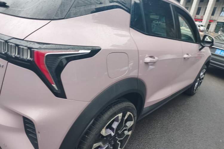 Used Lynk & Co 06 EM-P 2022 PHEV 84 km Range Pro Version Exterior 3