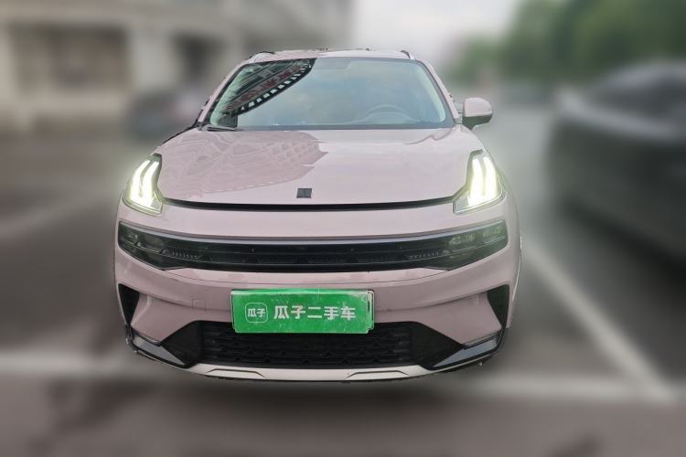 Used Lynk & Co 06 EM-P 2022 PHEV Shero Pink Special Edition Front