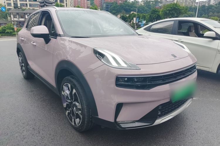 Used Lynk & Co 06 EM-P 2022 PHEV 84 km Range Pro Version Front Right 45 Deg