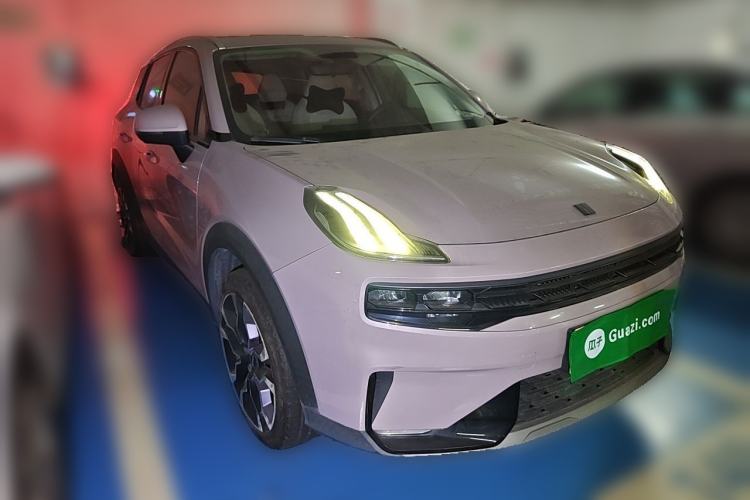 Used Lynk & Co 06 EM-P 2022 PHEV Shero Pink Special Edition Front Right 45 Deg