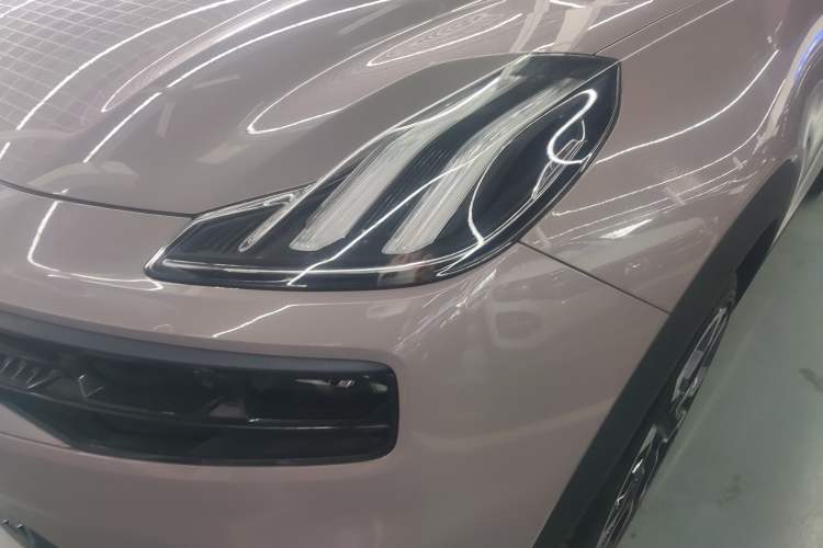 Used Lynk & Co 06 EM-P 2022 PHEV Shero Pink Special Edition Left Front Headlight