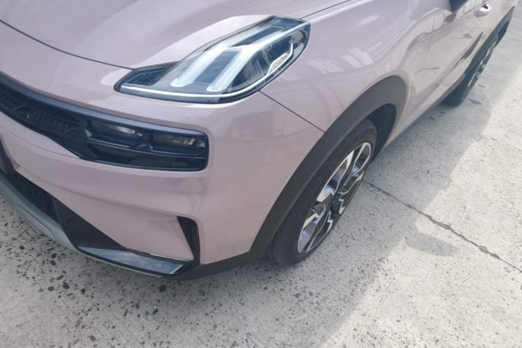 Used Lynk & Co 06 EM-P 2022 PHEV 84 km Range Pro Version Left Front Headlight