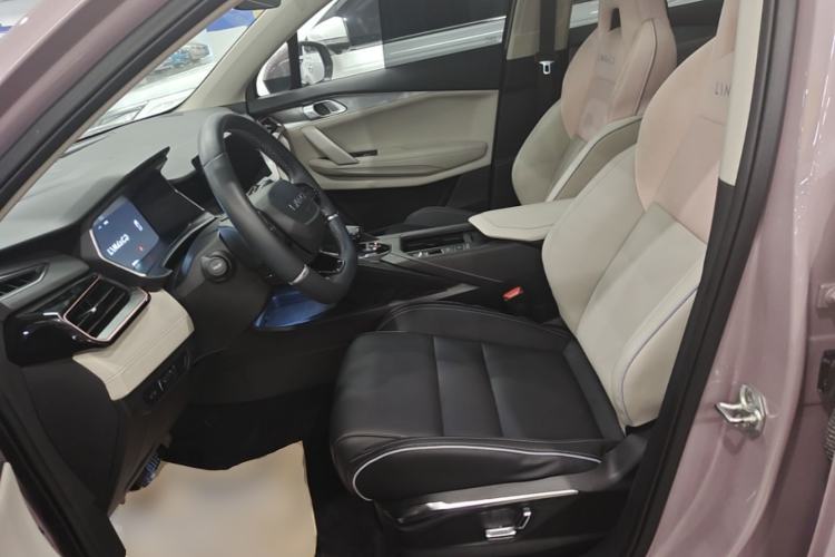 Used Lynk & Co 06 EM-P 2022 PHEV Shero Pink Special Edition Left Front Seat
