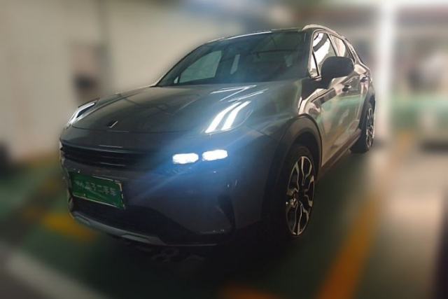 Lynk & Co 06 EM-P 2022 PHEV Shero Pink Special Edition مستعملة