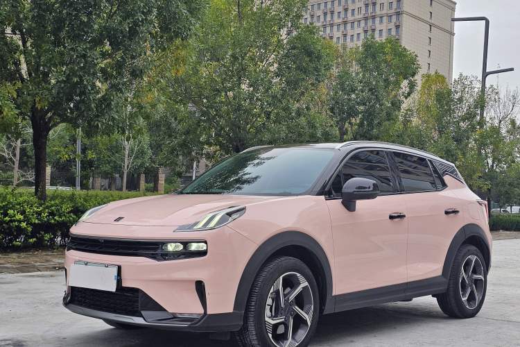 Used Lynk & Co 06 EM-P 2022 PHEV 84 km Range Pro Version Exterior 1