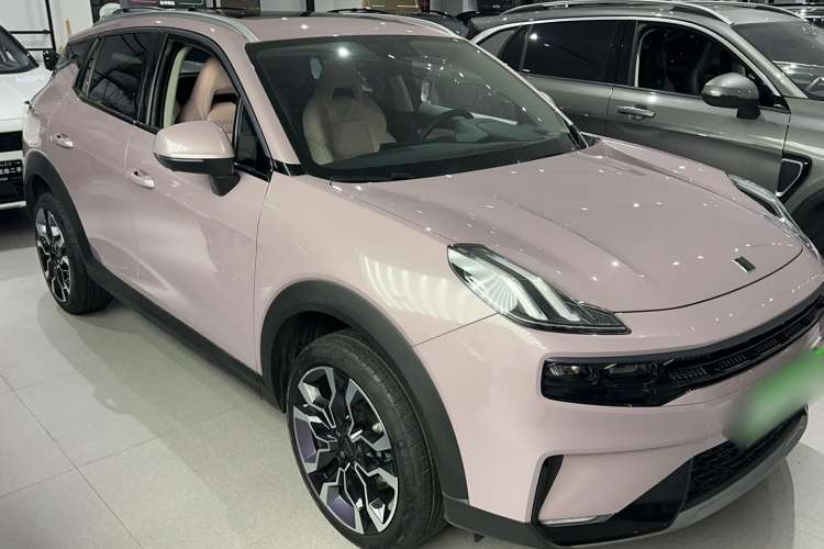 Used Lynk & Co 06 EM-P 2022 PHEV Shero Pink Special Edition Front Right 45 Deg