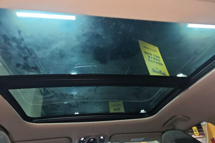 Used Lynk & Co 06 EM-P 2022 PHEV 84 km Range Pro Version Headliner
