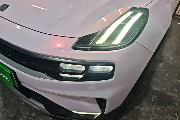Used Lynk & Co 06 EM-P 2022 PHEV 84 km Range Pro Version Left Front Headlight