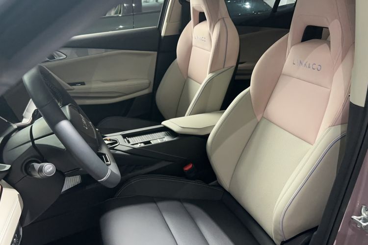 Used Lynk & Co 06 EM-P 2022 PHEV Shero Pink Special Edition Left Front Seat